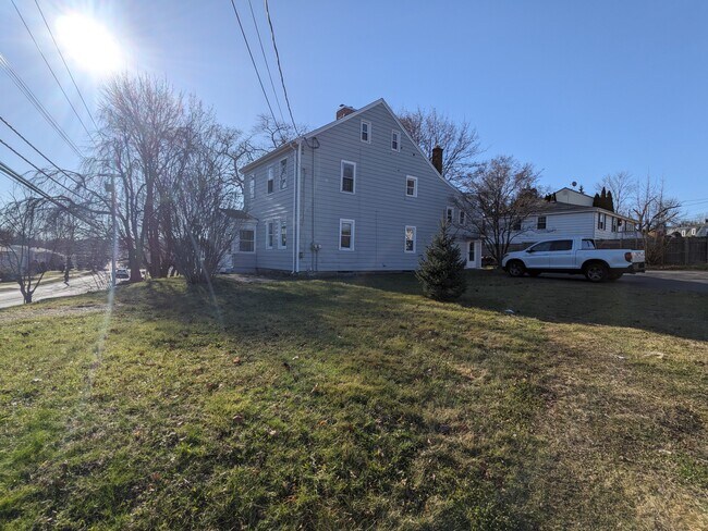 Primary Photo - 386 Platt Ave