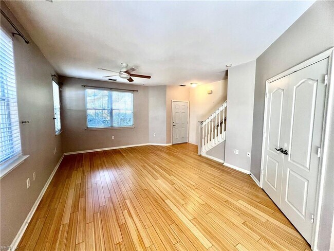 Building Photo - 4581 Duffy Dr