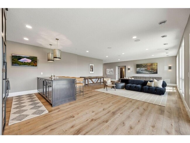 Building Photo - 6297 Yuma Ln N