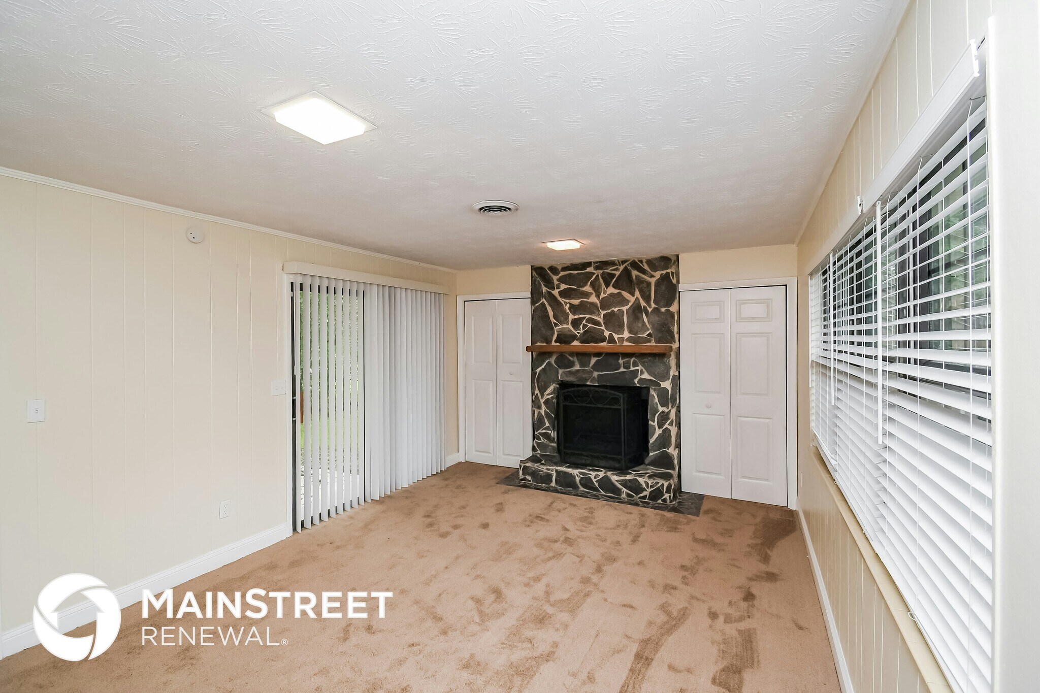 Building Photo - 2438 Kellow Cir