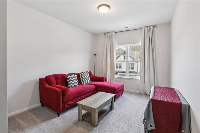 Building Photo - 375 Crider Ct