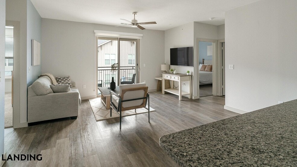 Building Photo - 20290 Park Lake View Dr