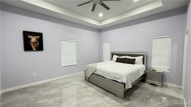 Building Photo - 30 Lilac Ave