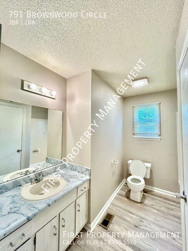 Building Photo - 791 Brownwood Cir