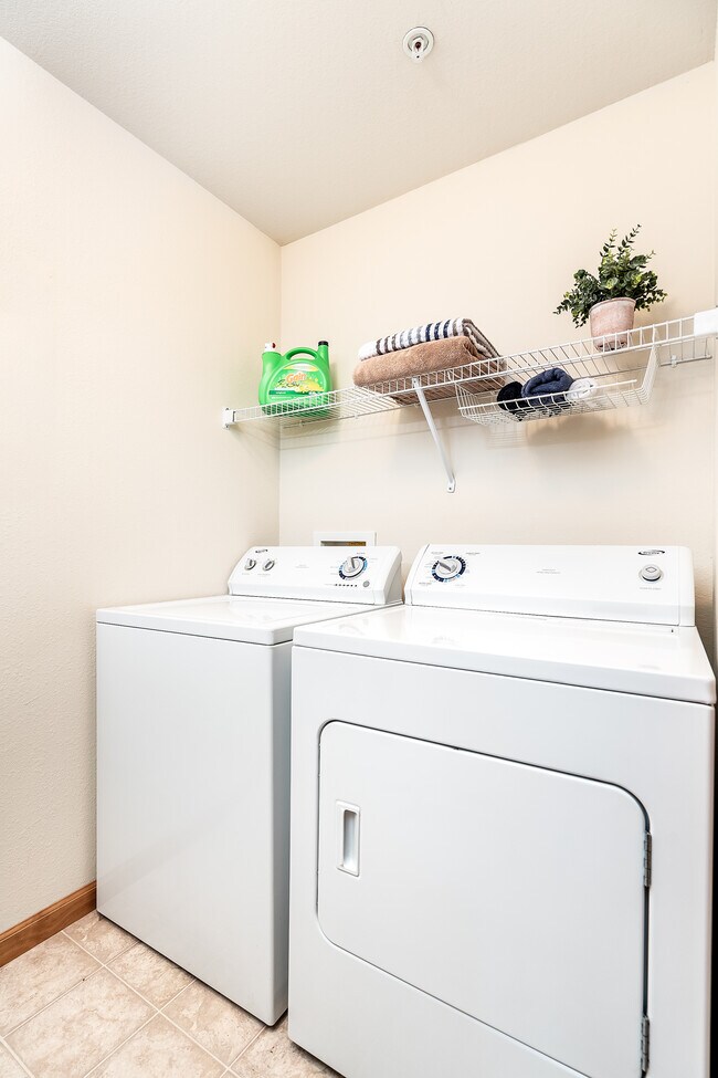 Fort Meigs at Levis 13499 Roachton Rd Perrysburg OH 43551 Apartment