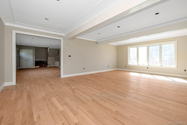 Building Photo - 58 Marion Dr