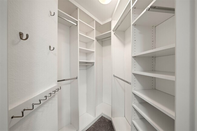 Building Photo - 21 Stone Creek Pl