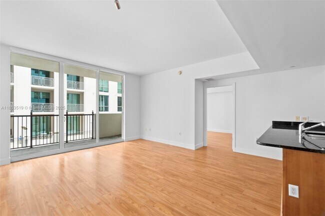 Building Photo - 4100 Salzedo St