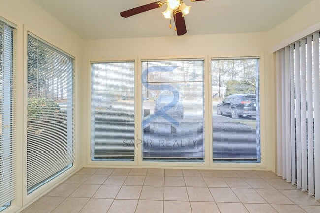 Building Photo - Move in before January 15th and get $100 OFF your rent for the first 3 months — PLUS a $250 Amazo...