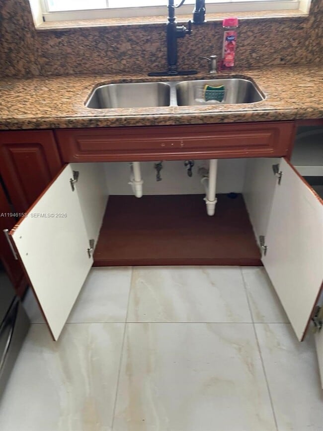 Building Photo - 14562 SW 172nd Ln