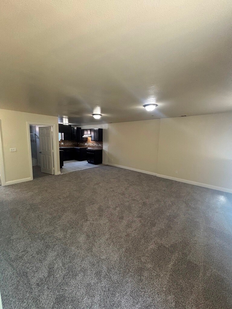 Building Photo - 4520 Cimarron St