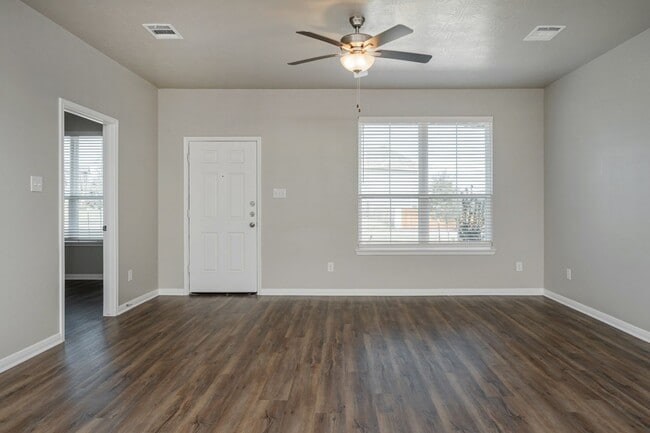 Building Photo - 2039 Vintage Farms Wy