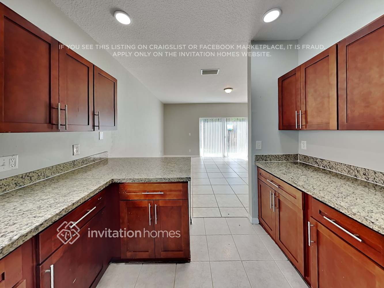 Building Photo - 1359 SW 105th Ave