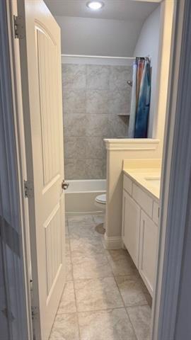 Building Photo - 566 Westwood Way Dr