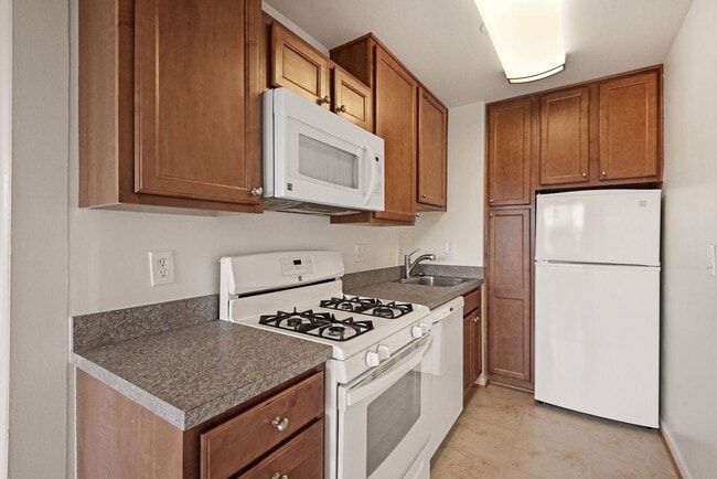 Building Photo - North Bethesda Studio - Walk to Metro - Utilities Included