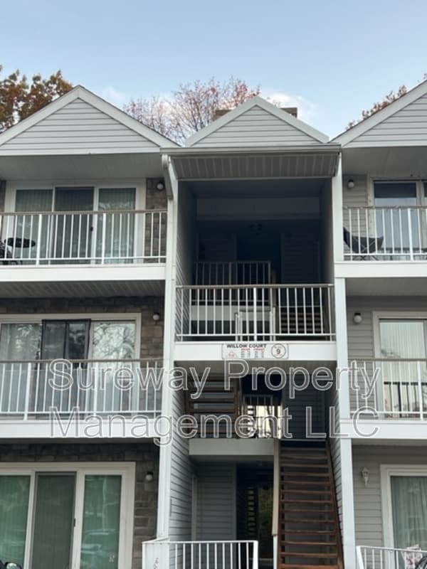 Primary Photo - 78 Willow Ct