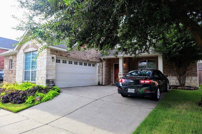 Primary Photo - 8500 Twin Oaks Dr