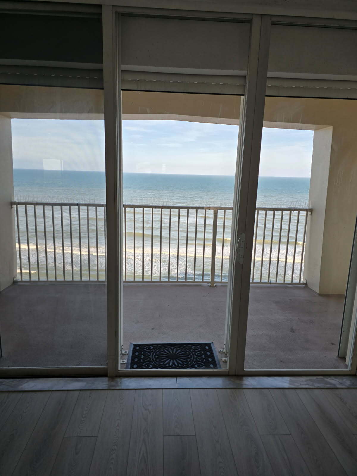 Balcony Sliders - 89 S Atlantic Ave