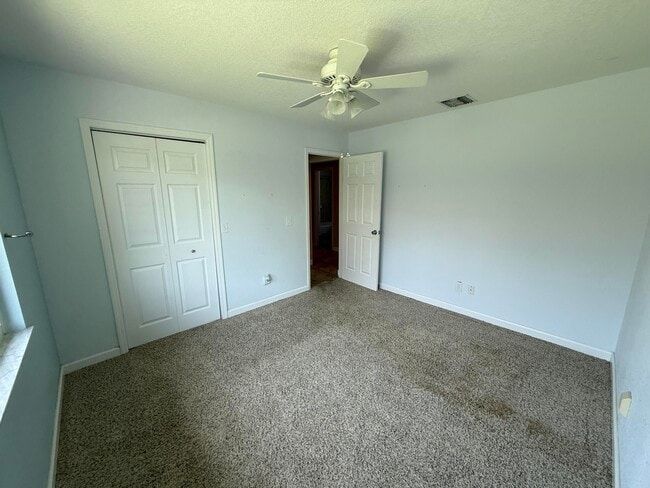 Building Photo - 1143 SE Sabina Ln