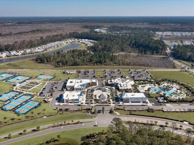 Building Photo - 1388 Good Life Wy