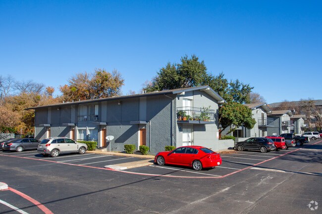 Building Photo - The Loren Apartments