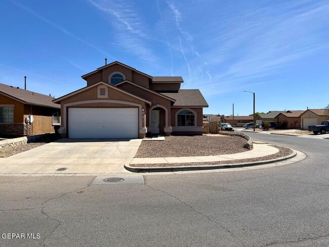 Primary Photo - 14160 Lasso Rock Dr