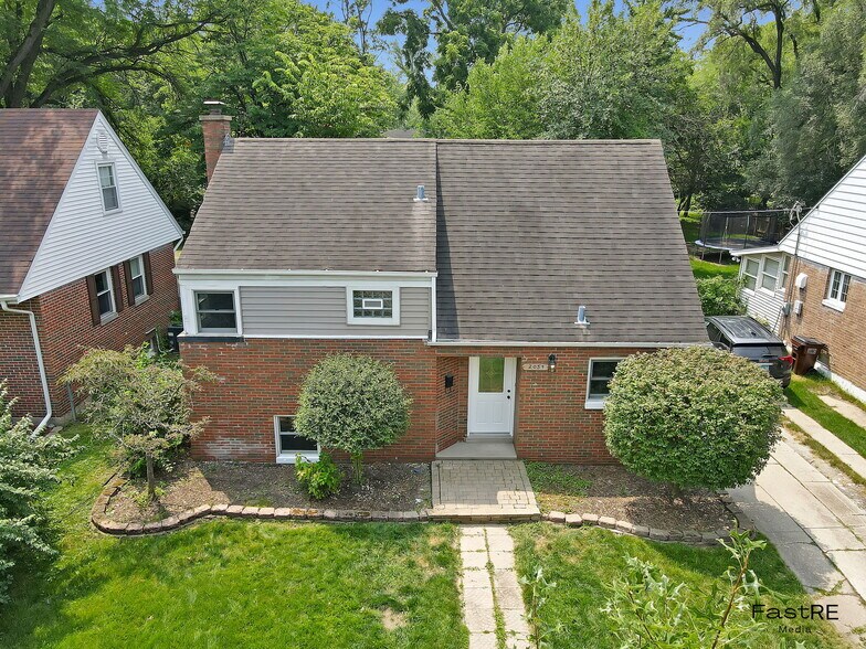 Building Photo - 2059 Downey Rd