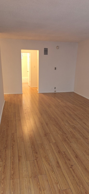 Building Photo - 458 Hayworth Ave