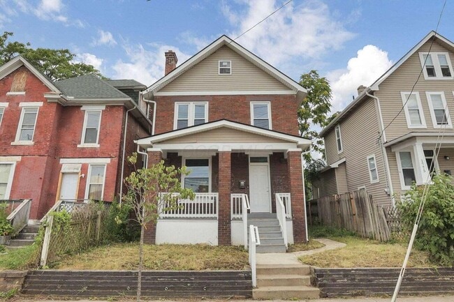 Primary Photo - 1779 Parsons Ave