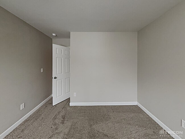 Building Photo - 5101 Stone Park Dr