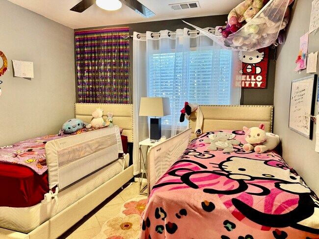 Building Photo - 13539 Quinta Way