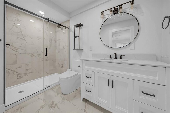 Building Photo - 5548 Dartmouth Ave N