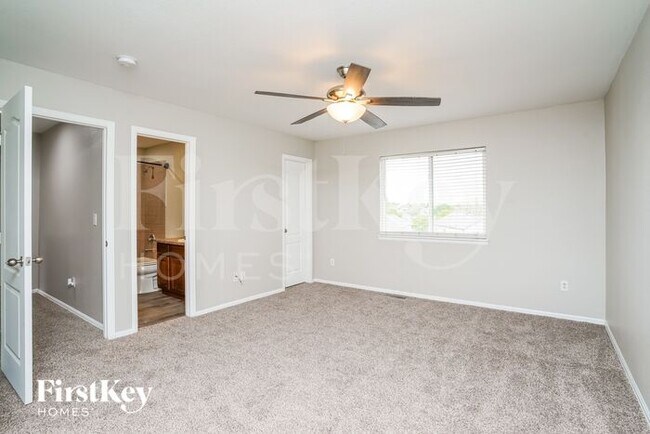 Building Photo - 5367 Ferrari Dr
