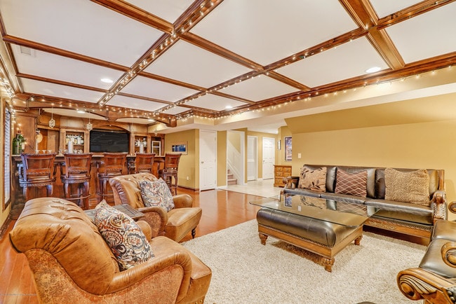 Building Photo - 18 Mariners Bend