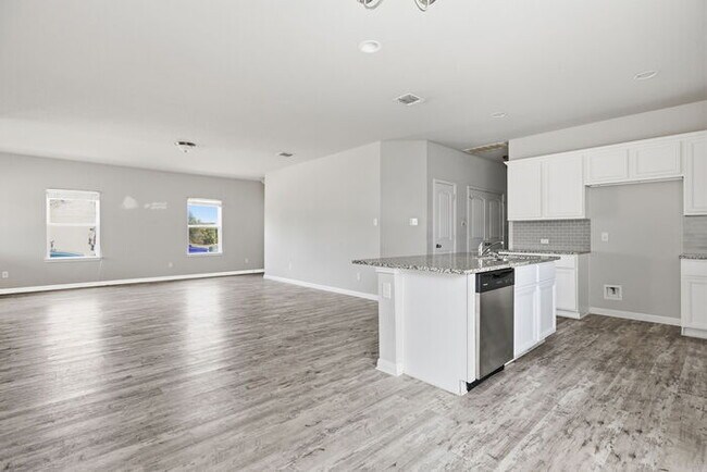 Building Photo - 3118 Blantyre Bnd