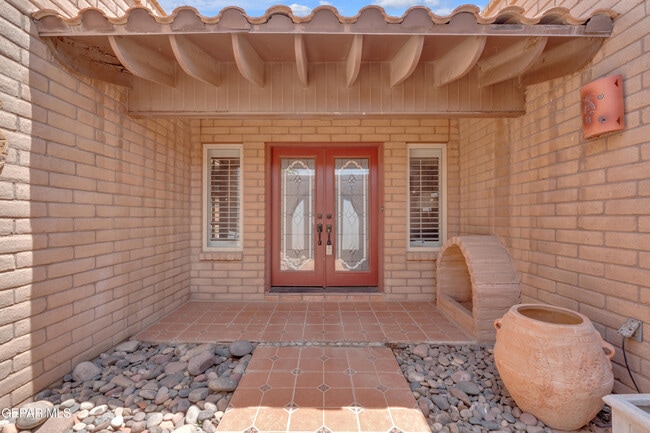 Building Photo - 6820 Villa Hermosa Dr
