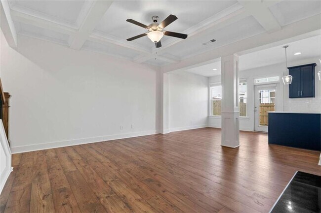 Building Photo - 61 Auburn Wds Dr