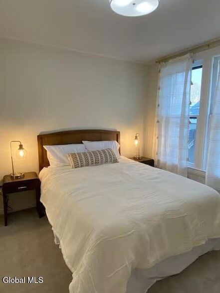 Building Photo - 77 White St