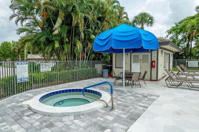 Building Photo - 13244 Polo Club Rd