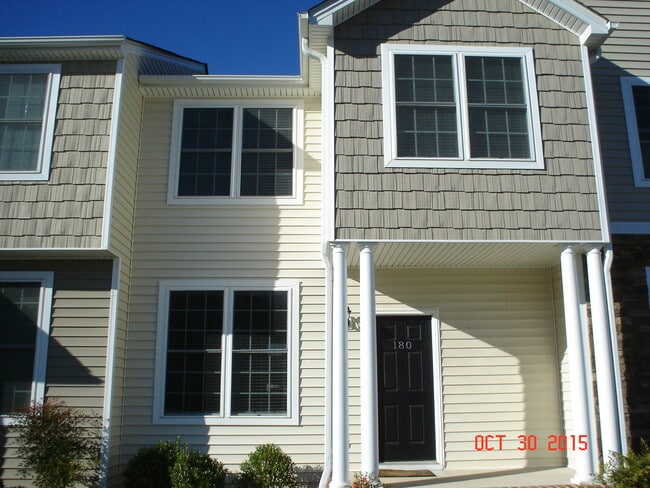 Building Photo - 180 Rowse Dr