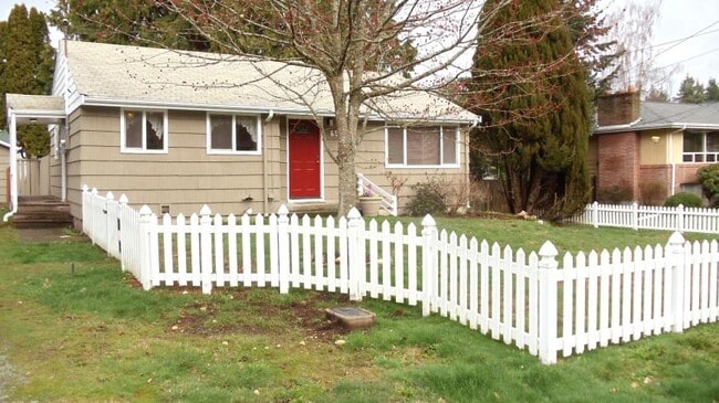 Primary Photo - 2 bedroom in Lynnwood WA 98036