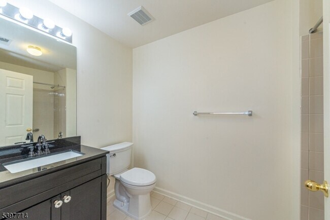 Building Photo - 3103 Peer Pl