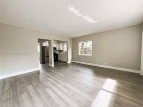 Building Photo - 4317 NE 21st Ave