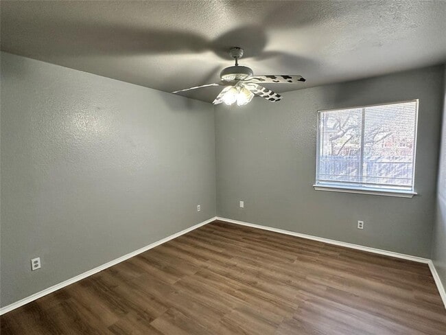 Building Photo - 4103 Natural Bridge Ct