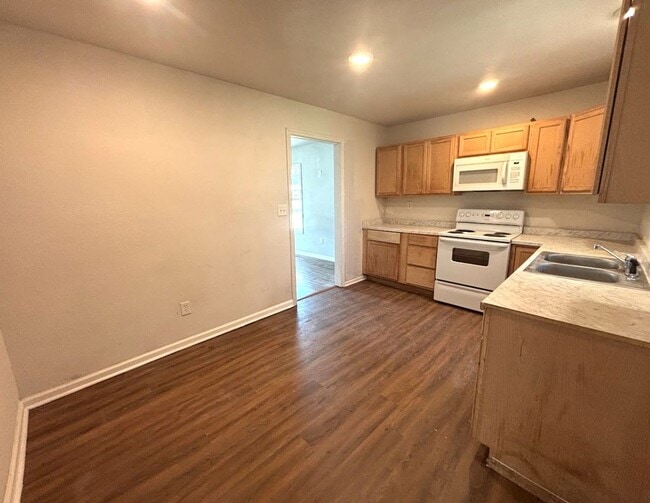 Building Photo - Charming 3 Bedroom in Littlefield