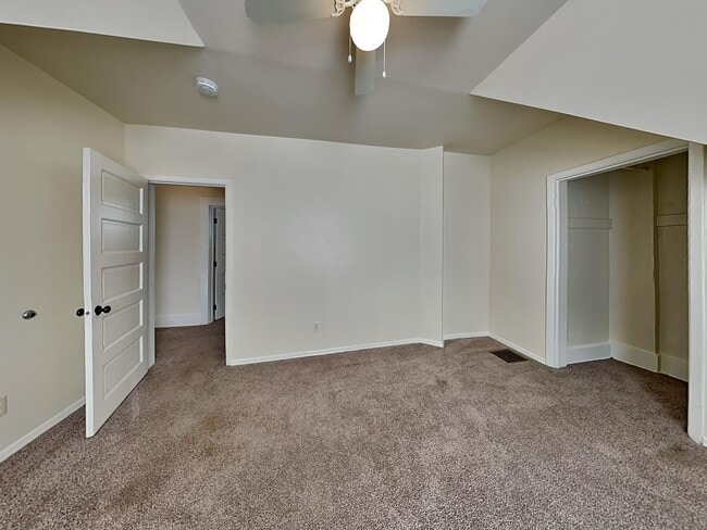 Building Photo - **Coming Soon** 5 Bedroom House Near Gonzaga