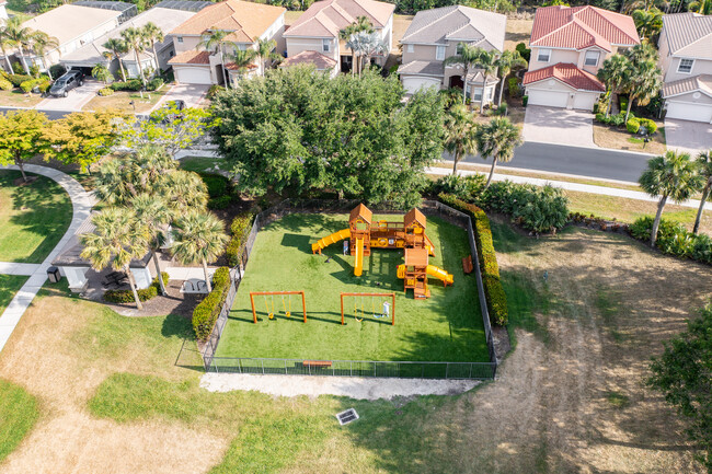 Building Photo - 10285 Barberry Ln