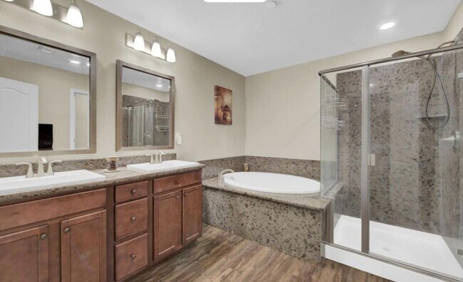 Building Photo - Stunning Natomas 5/3! PLEASE READ ENTIRE A...