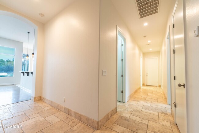 Building Photo - 3552 E Jaeger Cir