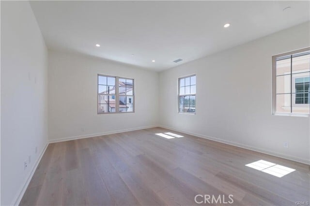 Building Photo - 113 Escala